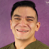 Dr. Víctor Dávalos